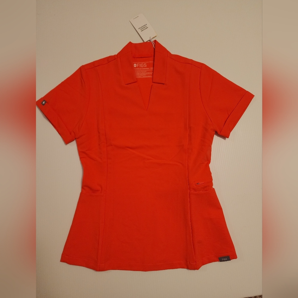 Figs Fiery Coral Inala Slim Scrub XXS
